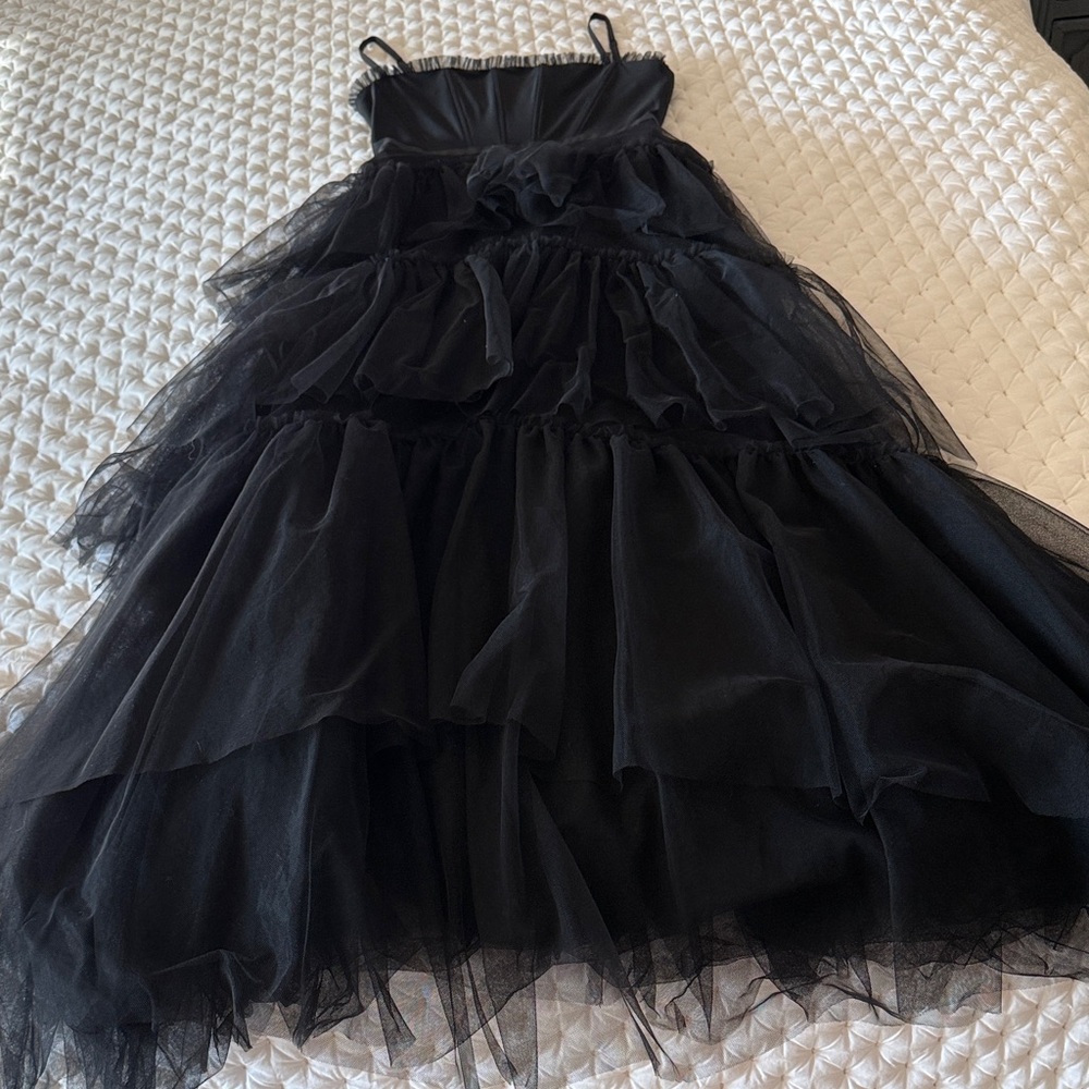 Elegant Black Layered Prom Dress